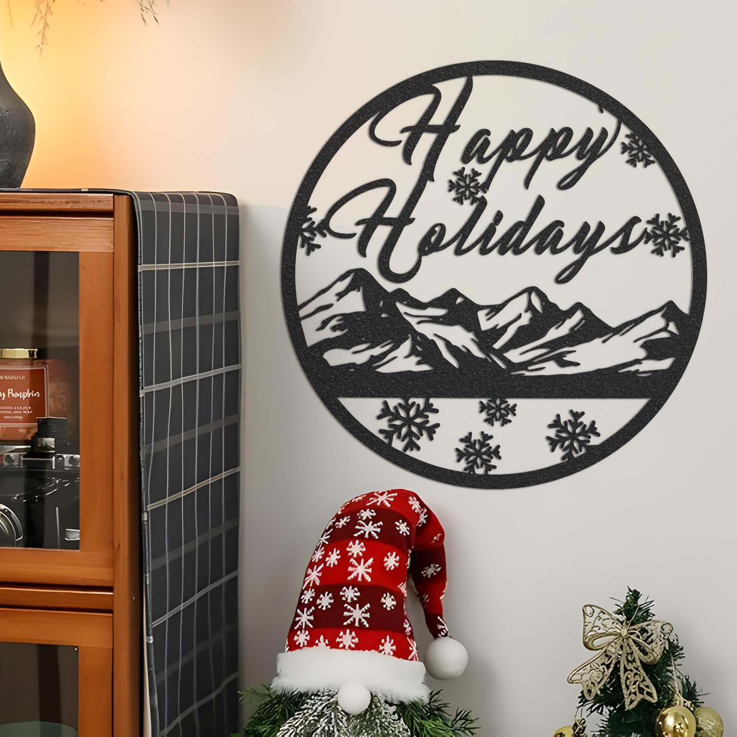 Happy holiday Sign,Snowflake sign,Mountain Sign,House Decor,Front door Decor,Indoor Decor,Family sign Name,Housewarming gift,Welcome Sign